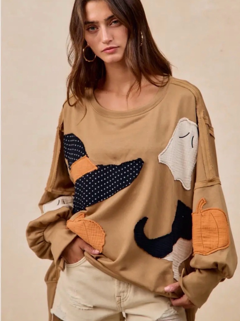 Bibi Halloween Sweatshirt Tan Appliqué Pullover Top -